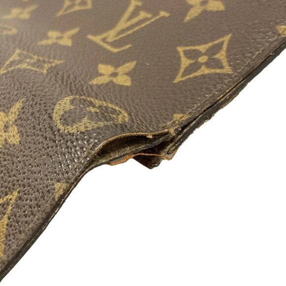 LOUIS VUITTON Pochette Passport Monogram - Trifold Wallet 176-031725 - Picture 4 of 11